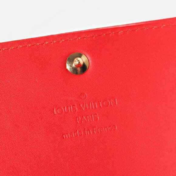 Louis Vuitton Vernis Monogram Sarah Wallet in Pomme d’Amour Red Patent - Picture 8 of 10
